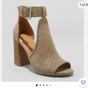 Universal Thread Hannah Microsuede Laser Cut Block Heel